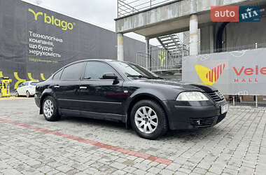 Седан Volkswagen Passat 2002 в 