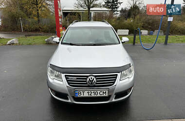 Универсал Volkswagen Passat 2010 в Херсоне