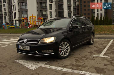 Універсал Volkswagen Passat 2011 в Луцьку