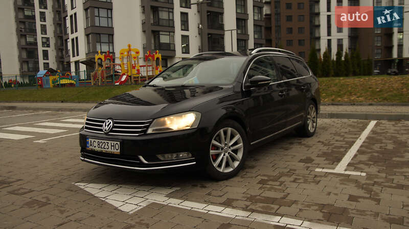 Універсал Volkswagen Passat 2011 в 