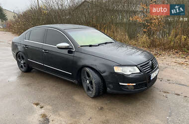 Седан Volkswagen Passat 2005 в Житомирі