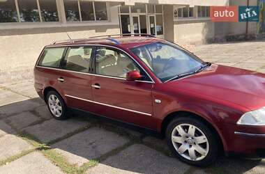 Универсал Volkswagen Passat 2002 в Черновцах