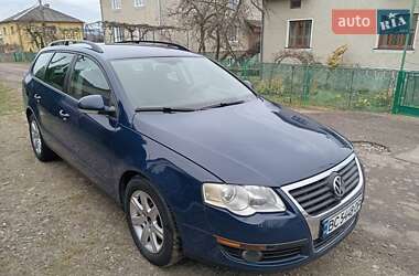 Універсал Volkswagen Passat 2006 в Дрогобичі