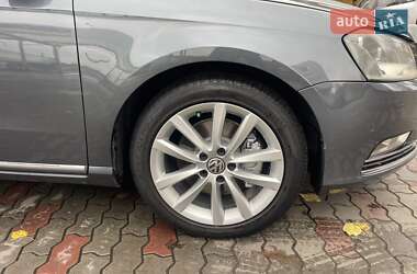 Универсал Volkswagen Passat 2011 в 