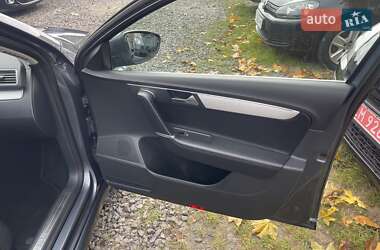Универсал Volkswagen Passat 2011 в 