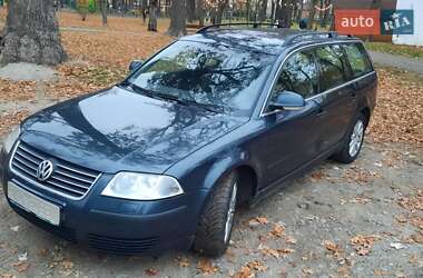 Універсал Volkswagen Passat 2004 в Бучі