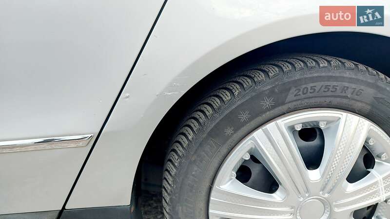 Универсал Volkswagen Passat 2005 в Светловодске