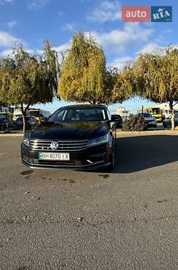 Седан Volkswagen Passat 2016 в Одесі