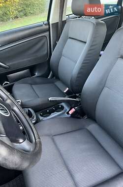 Седан Volkswagen Passat 2002 в 