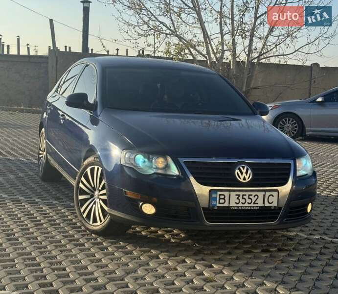 Седан Volkswagen Passat 2010 в Полтаве