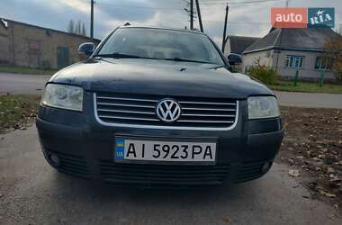 Универсал Volkswagen Passat 2003 в Киеве