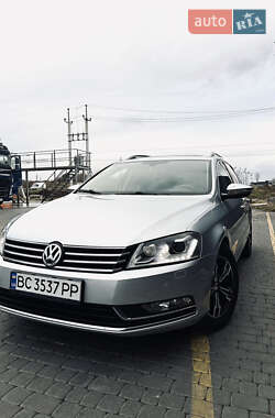 Универсал Volkswagen Passat 2011 в 