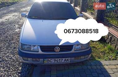 Седан Volkswagen Passat 1996 в Городке