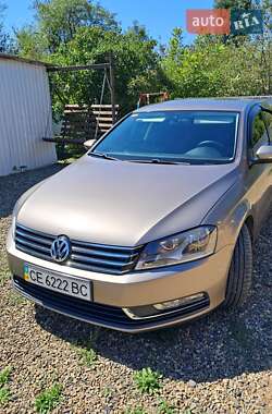 Седан Volkswagen Passat 2012 в Сторожинці