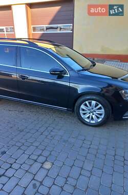 Универсал Volkswagen Passat 2012 в Ильинцах