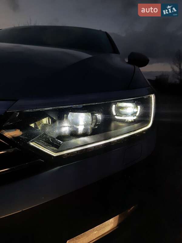 Універсал Volkswagen Passat 2017 в Хмельницькому