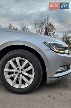 Універсал Volkswagen Passat 2017 в Хмельницькому