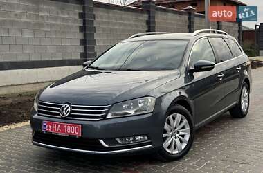 Универсал Volkswagen Passat 2012 в Луцке