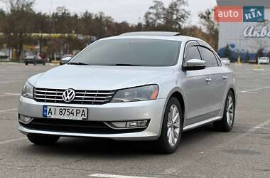 Седан Volkswagen Passat 2012 в Киеве