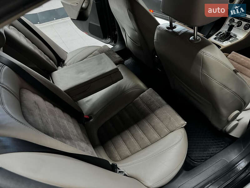 Седан Volkswagen Passat 2008 в Краснограде