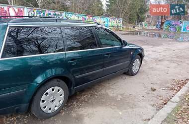 Універсал Volkswagen Passat 2001 в Львові