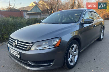 Седан Volkswagen Passat 2011 в Днепре