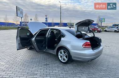 Седан Volkswagen Passat 2014 в Ровно