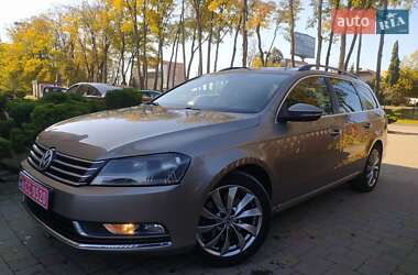 Универсал Volkswagen Passat 2012 в Стрые