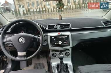 Седан Volkswagen Passat 2005 в Чернівцях