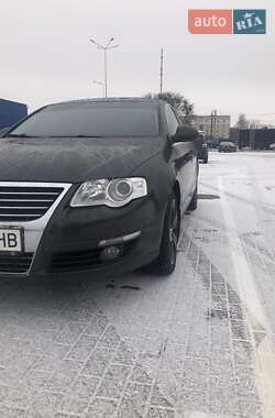 Седан Volkswagen Passat 2005 в Шацке