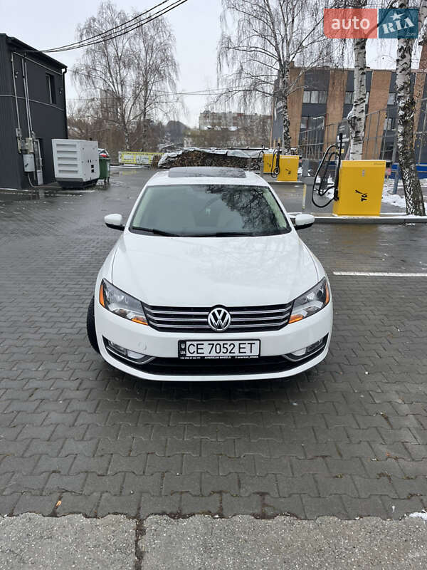 Седан Volkswagen Passat 2014 в Чернівцях