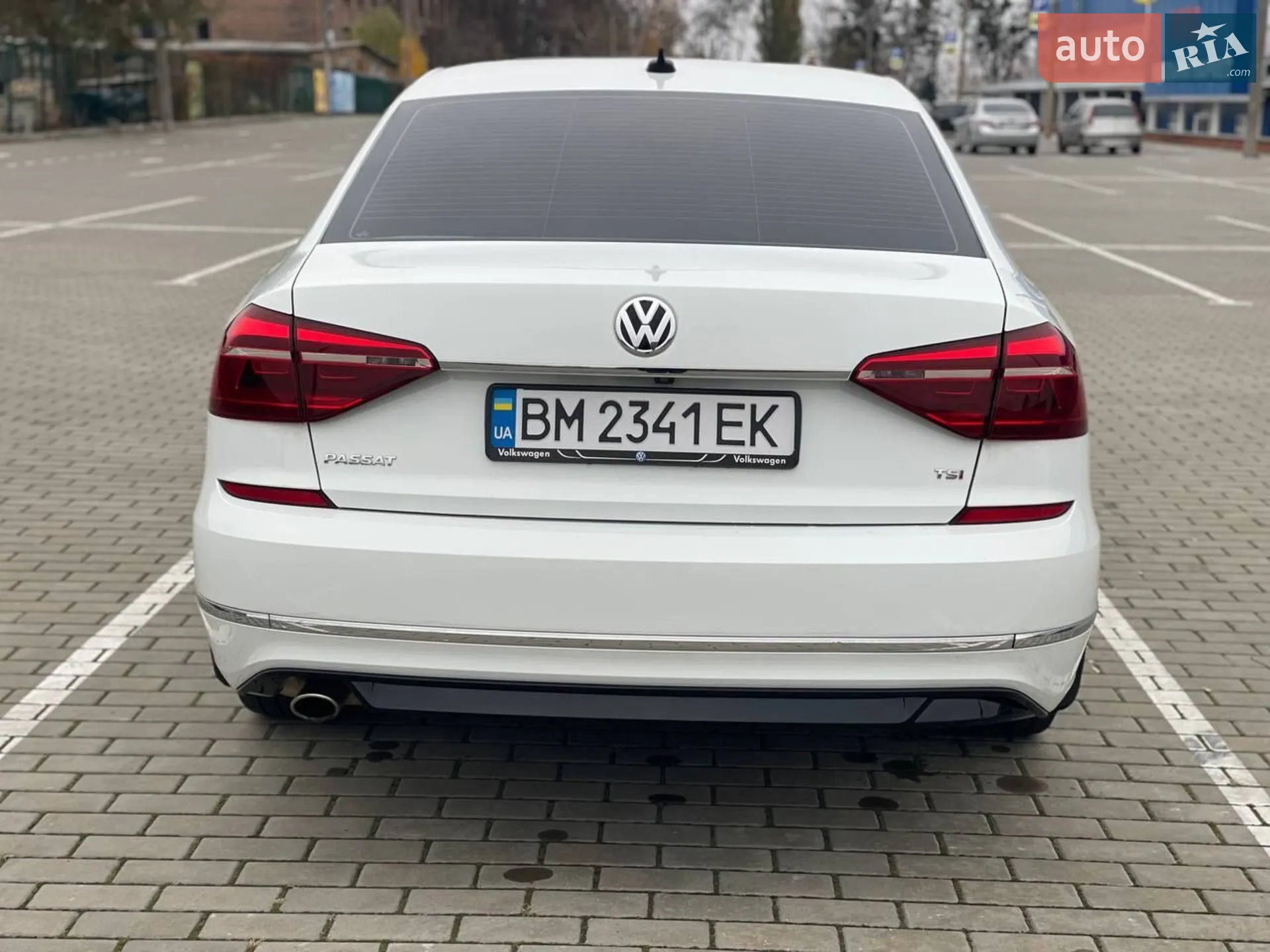 2017 Volkswagen Passat - мініатюра 10