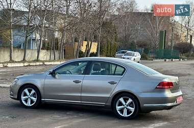 Универсал Volkswagen Passat 2013 в Луцке