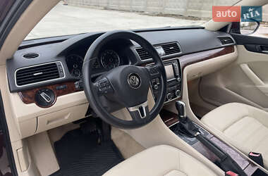 Седан Volkswagen Passat 2012 в Одессе