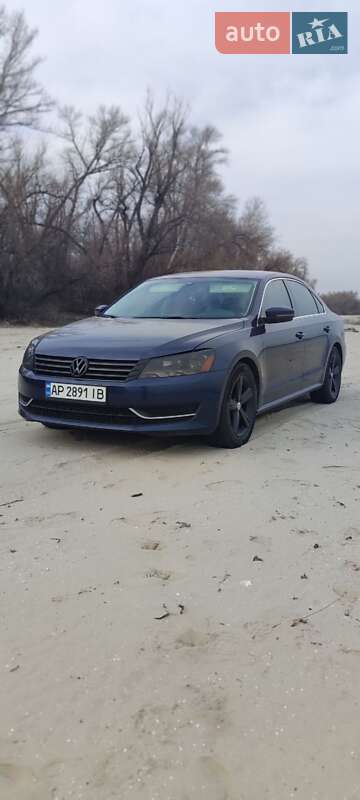Седан Volkswagen Passat 2013 в Запорожье