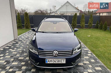 Универсал Volkswagen Passat 2012 в Звягеле