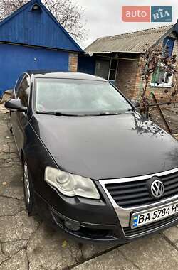 Седан Volkswagen Passat 2006 в Долинській