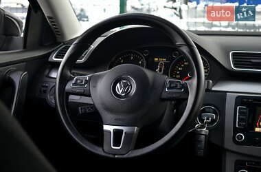 Универсал Volkswagen Passat 2012 в Бердичеве