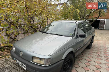 Седан Volkswagen Passat 1989 в Стрию