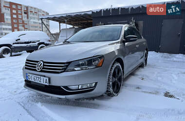 Седан Volkswagen Passat 2014 в Тернополе