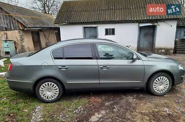 Седан Volkswagen Passat 2005 в Конотопе