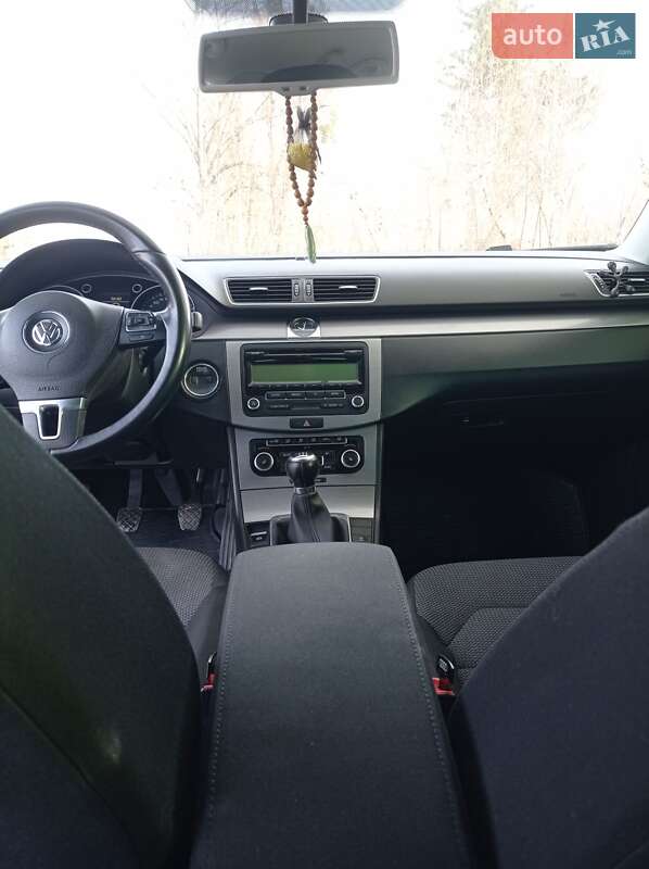 Универсал Volkswagen Passat 2011 в Полтаве