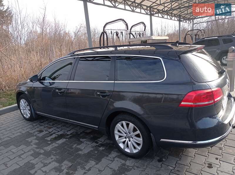 Универсал Volkswagen Passat 2011 в Полтаве