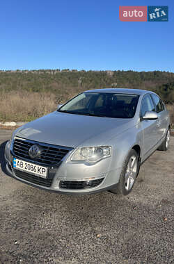 Седан Volkswagen Passat 2007 в Могилів-Подільському