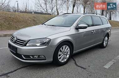 Універсал Volkswagen Passat 2014 в Києві