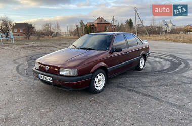 Седан Volkswagen Passat 1991 в Харкові