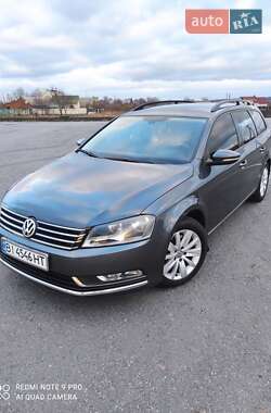 Універсал Volkswagen Passat 2011 в Кобеляках