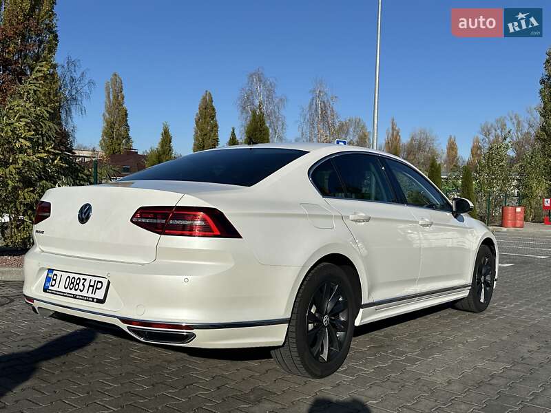 Седан Volkswagen Passat 2018 в Кременчуге