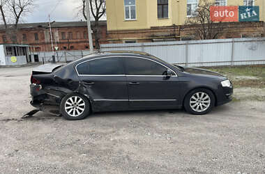 Седан Volkswagen Passat 2006 в Кропивницком