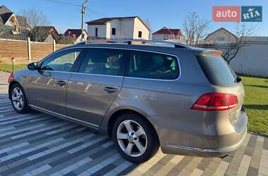 Универсал Volkswagen Passat 2011 в Киеве